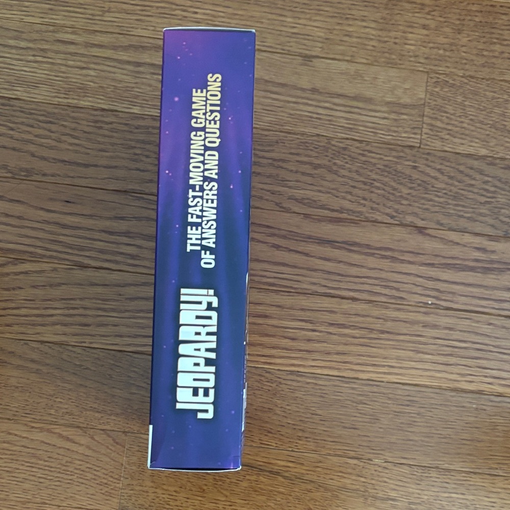 New! Jeopardy Quiz Show Game - Picture 4 of 10
